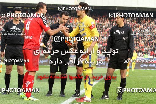 656320, Tehran, [*parameter:4*], لیگ برتر فوتبال ایران، Persian Gulf Cup، Week 21، Second Leg، Persepolis 0 v 0 Naft Tehran on 2014/01/03 at Azadi Stadium