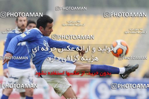 656741, Tehran, [*parameter:4*], لیگ برتر فوتبال ایران، Persian Gulf Cup، Week 21، Second Leg، Rah Ahan 0 v 1 Esteghlal on 2014/01/04 at Takhti Stadium