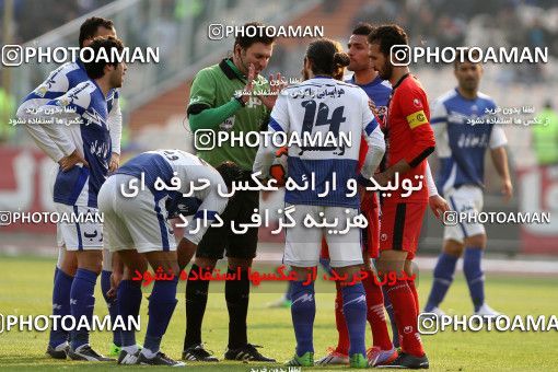 658211, Tehran, [*parameter:4*], لیگ برتر فوتبال ایران، Persian Gulf Cup، Week 23، Second Leg، Persepolis 0 v 0 Esteghlal on 2014/01/17 at Azadi Stadium