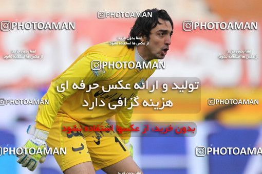658892, Tehran, [*parameter:4*], لیگ برتر فوتبال ایران، Persian Gulf Cup، Week 24، Second Leg، Esteghlal 1 v 1 Zob Ahan Esfahan on 2014/01/26 at Azadi Stadium