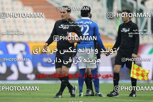 658804, Tehran, [*parameter:4*], لیگ برتر فوتبال ایران، Persian Gulf Cup، Week 24، Second Leg، Esteghlal 1 v 1 Zob Ahan Esfahan on 2014/01/26 at Azadi Stadium