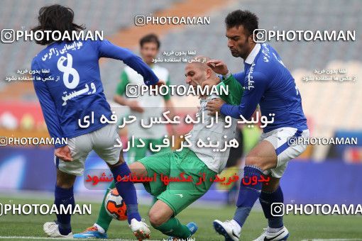 659039, Tehran, [*parameter:4*], لیگ برتر فوتبال ایران، Persian Gulf Cup، Week 24، Second Leg، Esteghlal 1 v 1 Zob Ahan Esfahan on 2014/01/26 at Azadi Stadium