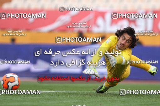 659137, Tehran, [*parameter:4*], لیگ برتر فوتبال ایران، Persian Gulf Cup، Week 24، Second Leg، Esteghlal 1 v 1 Zob Ahan Esfahan on 2014/01/26 at Azadi Stadium