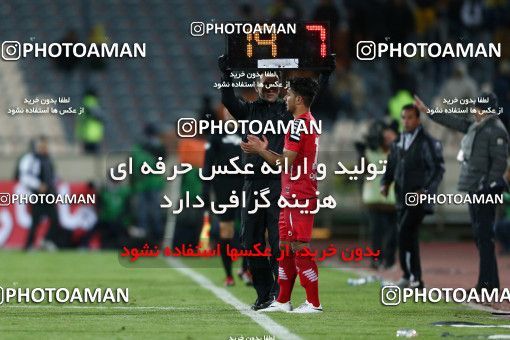 688924, Tehran, [*parameter:4*], لیگ برتر فوتبال ایران، Persian Gulf Cup، Week 25، Second Leg، Persepolis 2 v 0 Sepahan on 2014/01/31 at Azadi Stadium