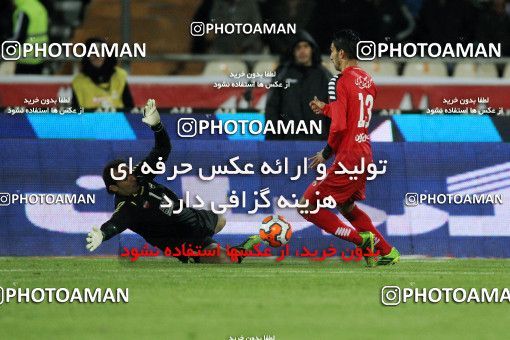 689048, Tehran, [*parameter:4*], لیگ برتر فوتبال ایران، Persian Gulf Cup، Week 25، Second Leg، Persepolis 2 v 0 Sepahan on 2014/01/31 at Azadi Stadium