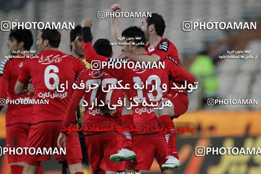 689024, Tehran, [*parameter:4*], لیگ برتر فوتبال ایران، Persian Gulf Cup، Week 25، Second Leg، Persepolis 2 v 0 Sepahan on 2014/01/31 at Azadi Stadium
