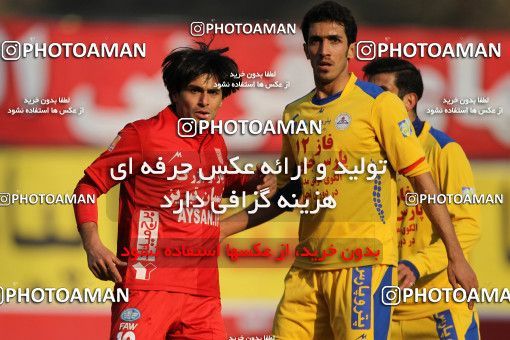 659735, Tehran, [*parameter:4*], لیگ برتر فوتبال ایران، Persian Gulf Cup، Week 26، Second Leg، Naft Tehran 3 v 0 Tractor Sazi on 2014/02/09 at Takhti Stadium