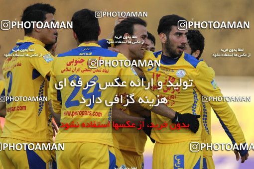 659706, Tehran, [*parameter:4*], لیگ برتر فوتبال ایران، Persian Gulf Cup، Week 26، Second Leg، Naft Tehran 3 v 0 Tractor Sazi on 2014/02/09 at Takhti Stadium