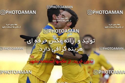 659766, Tehran, [*parameter:4*], لیگ برتر فوتبال ایران، Persian Gulf Cup، Week 26، Second Leg، Naft Tehran 3 v 0 Tractor Sazi on 2014/02/09 at Takhti Stadium