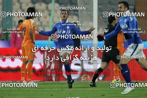 659525, Tehran, [*parameter:4*], لیگ برتر فوتبال ایران، Persian Gulf Cup، Week 26، Second Leg، Esteghlal 2 v 0 Saipa on 2014/02/09 at Azadi Stadium