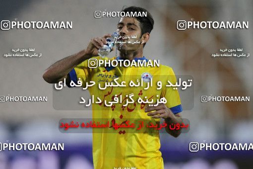659950, Tehran, [*parameter:4*], لیگ برتر فوتبال ایران، Persian Gulf Cup، Week 28، Second Leg، Esteghlal 0 v 1 Naft Tehran on 2014/03/27 at Azadi Stadium