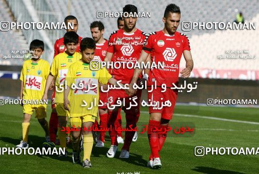 660581, Tehran, [*parameter:4*], لیگ برتر فوتبال ایران، Persian Gulf Cup، Week 29، Second Leg، Persepolis 2 v 2 Rah Ahan on 2014/04/06 at Azadi Stadium