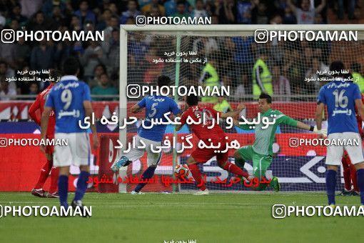 661554, Tehran, [*parameter:4*], لیگ برتر فوتبال ایران، Persian Gulf Cup، Week 30، Second Leg، Esteghlal 1 v 3 Tractor Sazi on 2014/04/11 at Azadi Stadium
