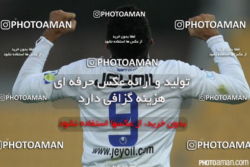 175145, Tehran, [*parameter:4*], لیگ برتر فوتبال ایران، Persian Gulf Cup، Week 17، Second Leg، Rah Ahan 0 v 1 Naft Tehran on 2014/12/11 at Takhti Stadium
