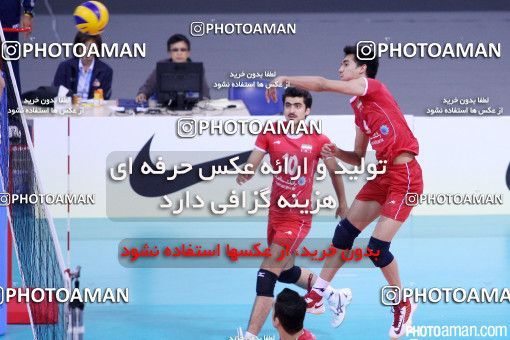 198647,  مسابقات والیبال قهرمانی مردان آسیا 2013، ، دوبی، مرحله یک چهارم نهایی، 1392/07/12، ورزشگاه حمدان بن محمد، ایران ۳ -  ۰ 