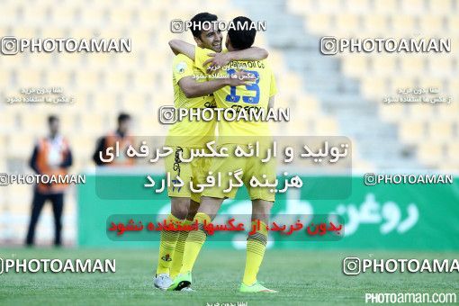 220474, Tehran, [*parameter:4*], لیگ برتر فوتبال ایران، Persian Gulf Cup، Week 27، Second Leg، Naft Tehran 2 v 0 Malvan Bandar Anzali on 2015/04/26 at Takhti Stadium