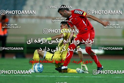 674822, Tehran, Iran, جام حذفی فوتبال ایران, 1/16 stage, Khorramshahr Cup, Persepolis 1 v 0 Paykan on 2015/09/12 at Azadi Stadium