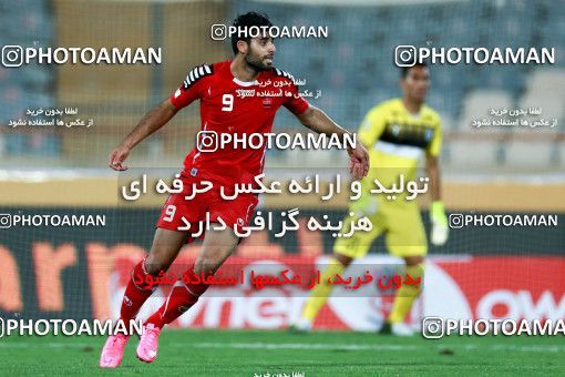674755, Tehran, Iran, جام حذفی فوتبال ایران, 1/16 stage, Khorramshahr Cup, Persepolis 1 v 0 Paykan on 2015/09/12 at Azadi Stadium
