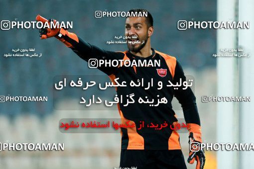 674762, Tehran, Iran, جام حذفی فوتبال ایران, 1/16 stage, Khorramshahr Cup, Persepolis 1 v 0 Paykan on 2015/09/12 at Azadi Stadium