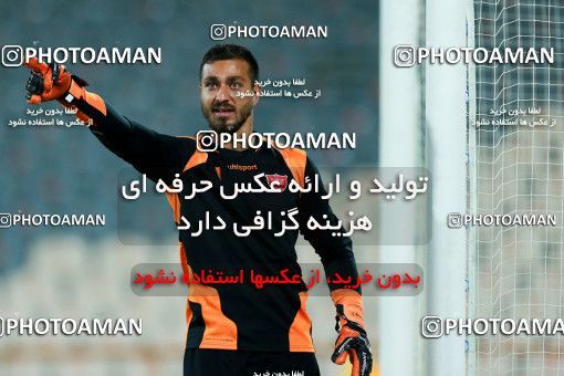 674757, Tehran, Iran, جام حذفی فوتبال ایران, 1/16 stage, Khorramshahr Cup, Persepolis 1 v 0 Paykan on 2015/09/12 at Azadi Stadium