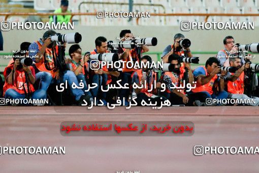 674735, Tehran, Iran, جام حذفی فوتبال ایران, 1/16 stage, Khorramshahr Cup, Persepolis 1 v 0 Paykan on 2015/09/12 at Azadi Stadium