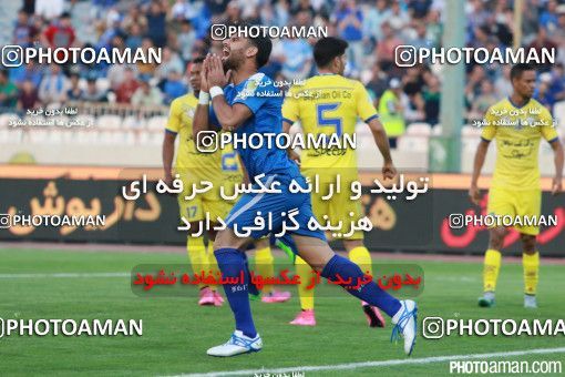 464506, Tehran, [*parameter:4*], لیگ برتر فوتبال ایران، Persian Gulf Cup، Week 5، First Leg، Esteghlal 2 v 1 Naft Tehran on 2015/09/21 at Azadi Stadium