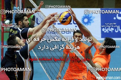 282093, بیست و نهمین دوره لیگ برتر والیبال مردان ایران، سال 1394، گرامیداشت 200 شهید والیبالیست، هفته چهارم، دور رفت، 1394/08/13، تهران، خانه والیبال، سایپا ۱ - بانک سرمایه ۳