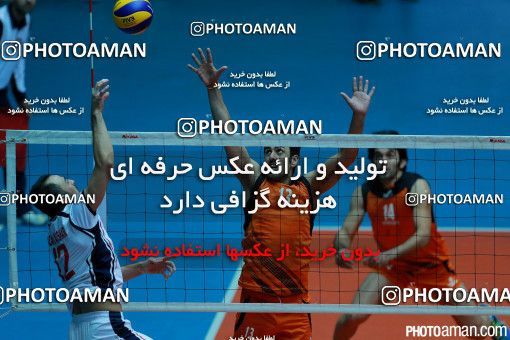 282825, بیست و نهمین دوره لیگ برتر والیبال مردان ایران، سال 1394، گرامیداشت 200 شهید والیبالیست، هفته پنجم، دور رفت، 1394/08/20، تهران، خانه والیبال، بانک سرمایه ۳ -  ۱