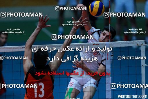 282749, بیست و نهمین دوره لیگ برتر والیبال مردان ایران، سال 1394، گرامیداشت 200 شهید والیبالیست، هفته پنجم، دور رفت، 1394/08/20، تهران، خانه والیبال، بانک سرمایه ۳ -  ۱