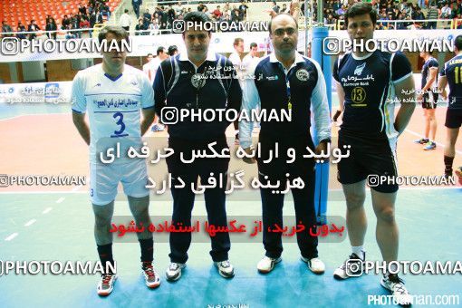 282995, بیست و نهمین دوره لیگ برتر والیبال مردان ایران، سال 1394، گرامیداشت 200 شهید والیبالیست، هفته سوم، دور رفت، 1394/08/10، تهران، خانه والیبال، بانک سرمایه ۳ -  ۰