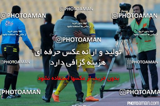 291649, Tehran, Iran, لیگ برتر فوتبال ایران، Persian Gulf Cup، Week 13، First Leg، Naft Tehran 1 v 1 Persepolis on 2015/11/30 at Takhti Stadium