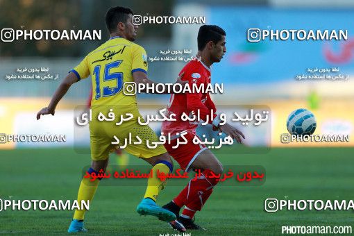 291654, Tehran, Iran, لیگ برتر فوتبال ایران، Persian Gulf Cup، Week 13، First Leg، Naft Tehran 1 v 1 Persepolis on 2015/11/30 at Takhti Stadium