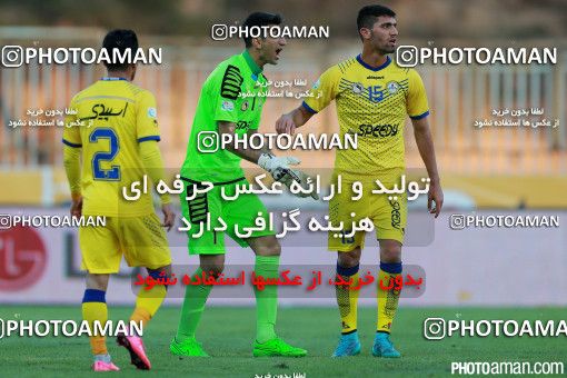 291712, Tehran, Iran, لیگ برتر فوتبال ایران، Persian Gulf Cup، Week 13، First Leg، Naft Tehran 1 v 1 Persepolis on 2015/11/30 at Takhti Stadium