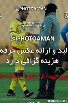 291725, Tehran, Iran, لیگ برتر فوتبال ایران، Persian Gulf Cup، Week 13، First Leg، Naft Tehran 1 v 1 Persepolis on 2015/11/30 at Takhti Stadium