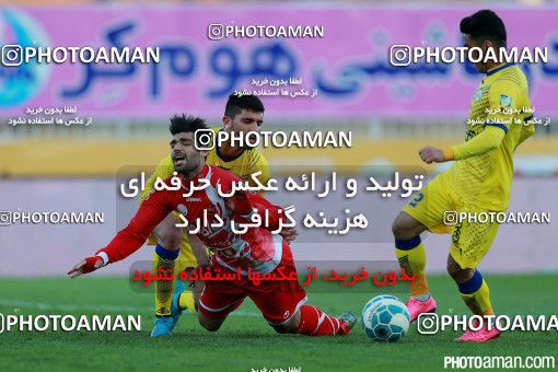 291697, Tehran, Iran, لیگ برتر فوتبال ایران، Persian Gulf Cup، Week 13، First Leg، Naft Tehran 1 v 1 Persepolis on 2015/11/30 at Takhti Stadium