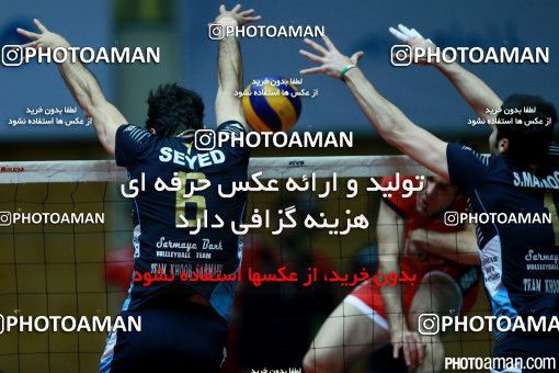 329490, مرحله پلی آف بیست و نهمین دوره لیگ برتر والیبال مردان ایران، سال 1394، گرامیداشت 200 شهید والیبالیست، 1394/11/25، تهران، خانه والیبال، بانک سرمایه ۳ - ۰ 