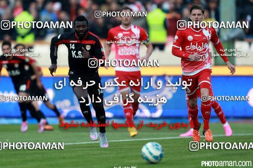 330735, Tehran, Iran, لیگ برتر فوتبال ایران، Persian Gulf Cup، Week 20، Second Leg، Persepolis 1 v 0 Foulad Khouzestan on 2016/02/12 at Azadi Stadium
