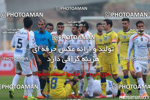 333177, لیگ برتر فوتبال ایران، Persian Gulf Cup، Week 15، First Leg، 2015/12/17، Tehran، Takhti Stadium، Naft Tehran 1 - 0 Saipa