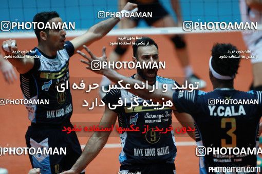 348595, فینال بیست و نهمین دوره لیگ برتر والیبال مردان ایران، سال 1394، گرامیداشت 200 شهید والیبالیست، 1394/12/16، تهران، خانه والیبال، بانک سرمایه ۲ - ۳ پیکان