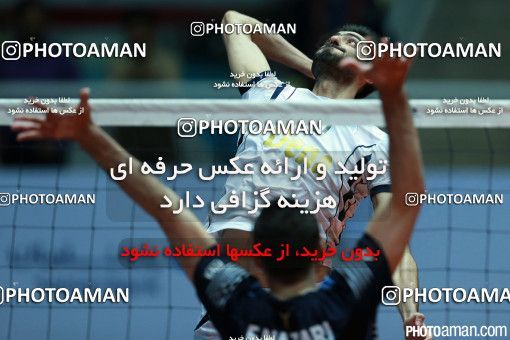 348650, فینال بیست و نهمین دوره لیگ برتر والیبال مردان ایران، سال 1394، گرامیداشت 200 شهید والیبالیست، 1394/12/16، تهران، خانه والیبال، بانک سرمایه ۲ - ۳ پیکان