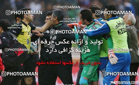 362017, Tehran, [*parameter:4*], لیگ برتر فوتبال ایران، Persian Gulf Cup، Week 26، Second Leg، Persepolis 4 v 2 Esteghlal on 2016/04/15 at Azadi Stadium