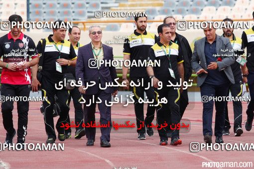 373582, لیگ برتر فوتبال ایران، Persian Gulf Cup، Week 28، Second Leg، 2016/04/28، Tehran، Azadi Stadium، Persepolis 0 - 2 Naft Tehran