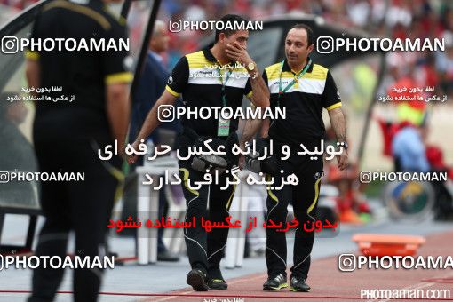 371811, لیگ برتر فوتبال ایران، Persian Gulf Cup، Week 28، Second Leg، 2016/04/28، Tehran، Azadi Stadium، Persepolis 0 - 2 Naft Tehran