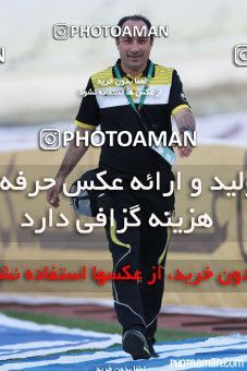 368894, لیگ برتر فوتبال ایران، Persian Gulf Cup، Week 27، Second Leg، 2016/04/24، Tehran، Takhti Stadium، Naft Tehran 0 - ۱ Sepahan