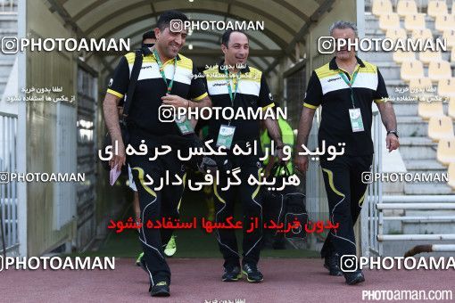 369096, لیگ برتر فوتبال ایران، Persian Gulf Cup، Week 27، Second Leg، 2016/04/24، Tehran، Takhti Stadium، Naft Tehran 0 - ۱ Sepahan