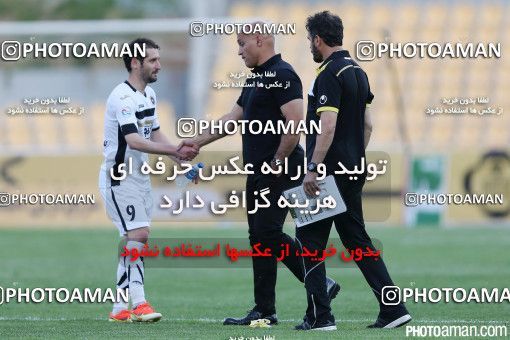 416236, لیگ برتر فوتبال ایران، Persian Gulf Cup، Week 27، Second Leg، 2016/04/24، Tehran، Takhti Stadium، Naft Tehran 0 - ۱ Sepahan