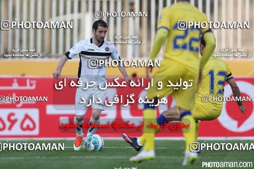 416305, لیگ برتر فوتبال ایران، Persian Gulf Cup، Week 27، Second Leg، 2016/04/24، Tehran، Takhti Stadium، Naft Tehran 0 - ۱ Sepahan