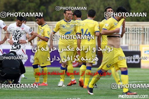 372842, Tehran, [*parameter:4*], لیگ برتر فوتبال ایران، Persian Gulf Cup، Week 25، Second Leg، Naft Tehran 2 v 1 Padideh Mashhad on 2016/04/09 at Takhti Stadium