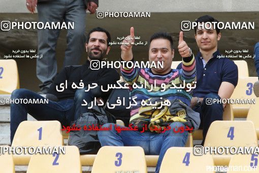 372969, Tehran, [*parameter:4*], لیگ برتر فوتبال ایران، Persian Gulf Cup، Week 25، Second Leg، Naft Tehran 2 v 1 Padideh Mashhad on 2016/04/09 at Takhti Stadium