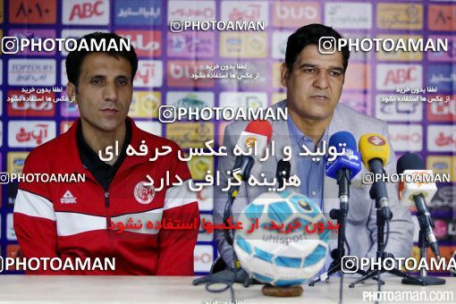 372497, لیگ برتر فوتبال ایران، Persian Gulf Cup، Week 25، Second Leg، 2016/04/09، Tehran، Takhti Stadium، Naft Tehran 2 - ۱ Padideh Mashhad